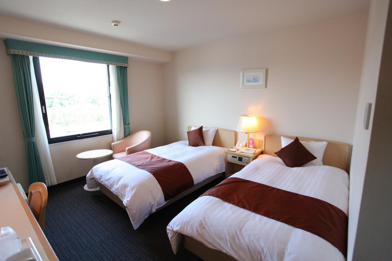 Hotel Verfort Hyuga Εξωτερικό φωτογραφία